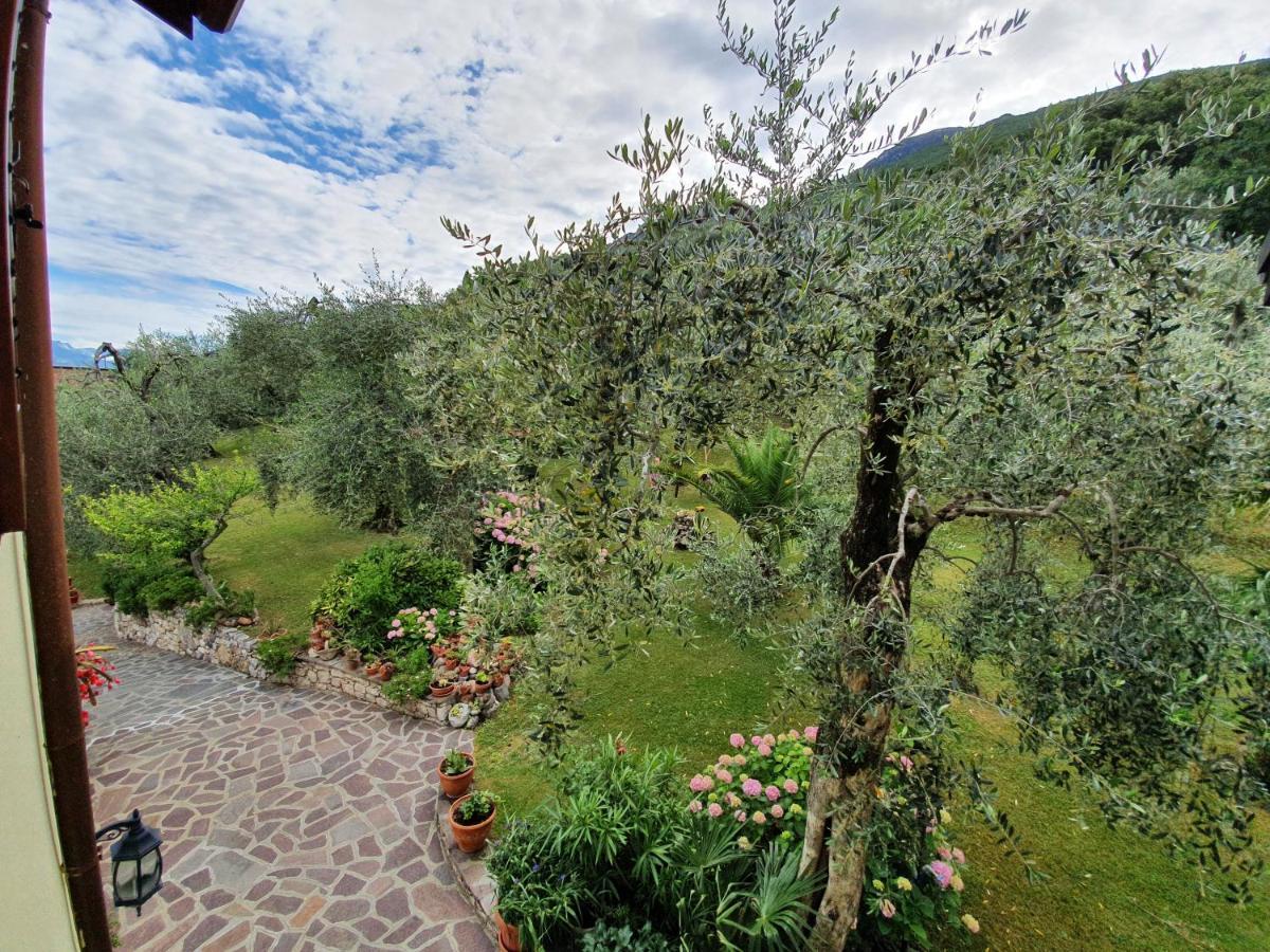 Apartamento Casa Valenti Brenzone sul Garda Exterior foto