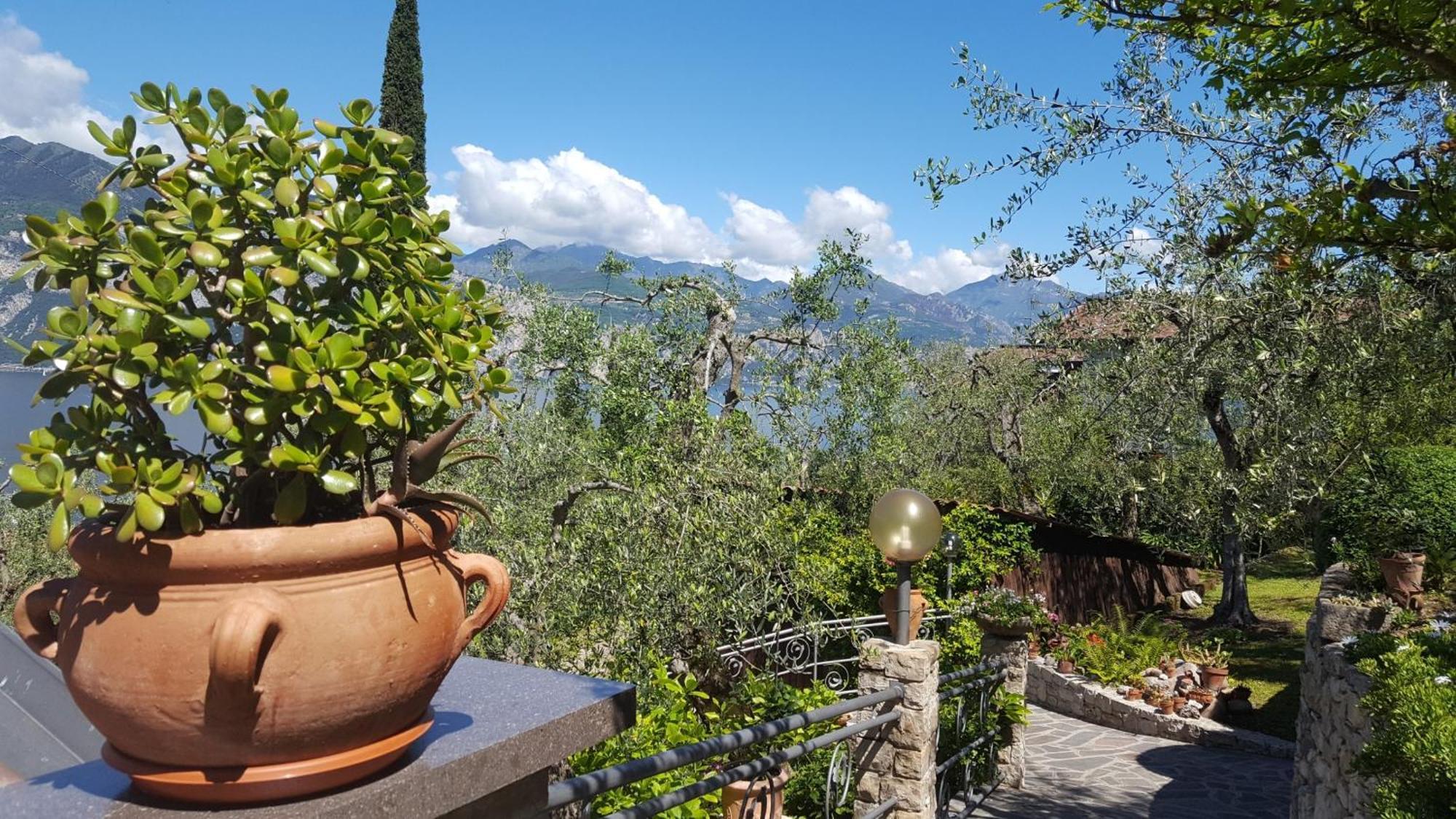 Apartamento Casa Valenti Brenzone sul Garda Exterior foto